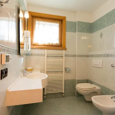 Pontiglia Ξενοδοχείο 3*