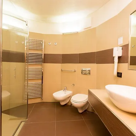 Pontiglia Λιβίνιο