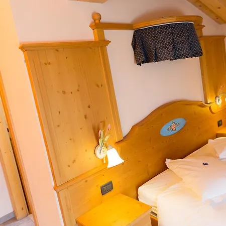 Hotel Pontiglia 3*