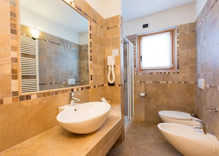 Pontiglia Hotel 3*