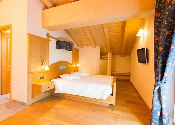 Pontiglia Hotel 3*