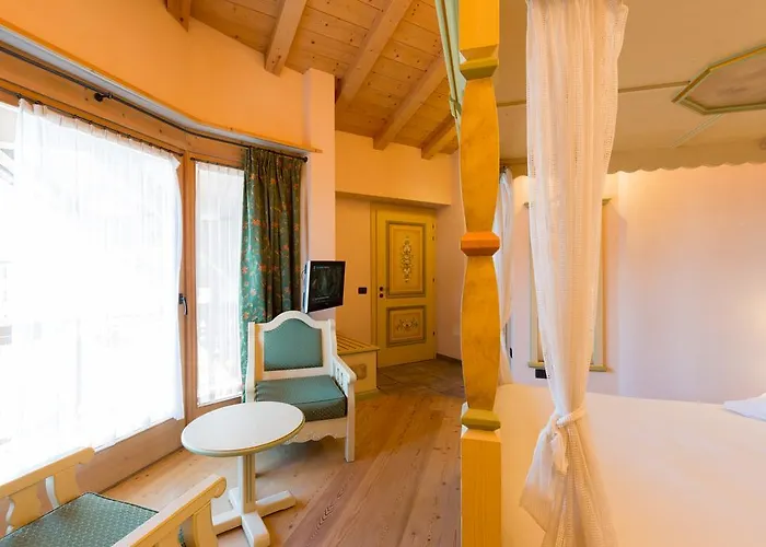 Hotel Pontiglia 3*